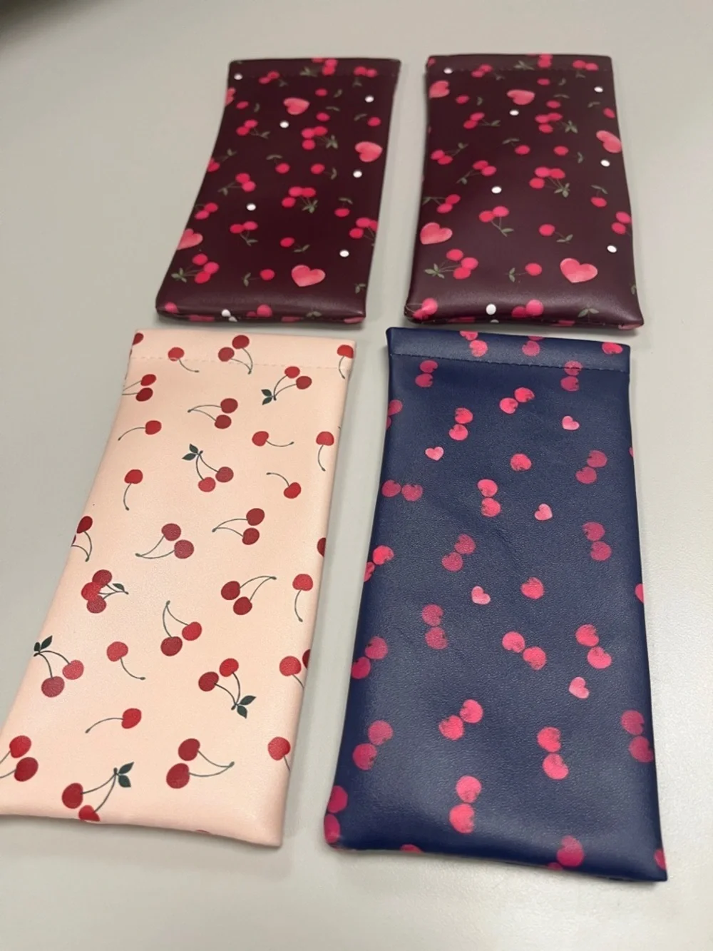 Daiso LOVE CHAT Bundle of 4 Printed Plastic Women's Sunglasses Cases